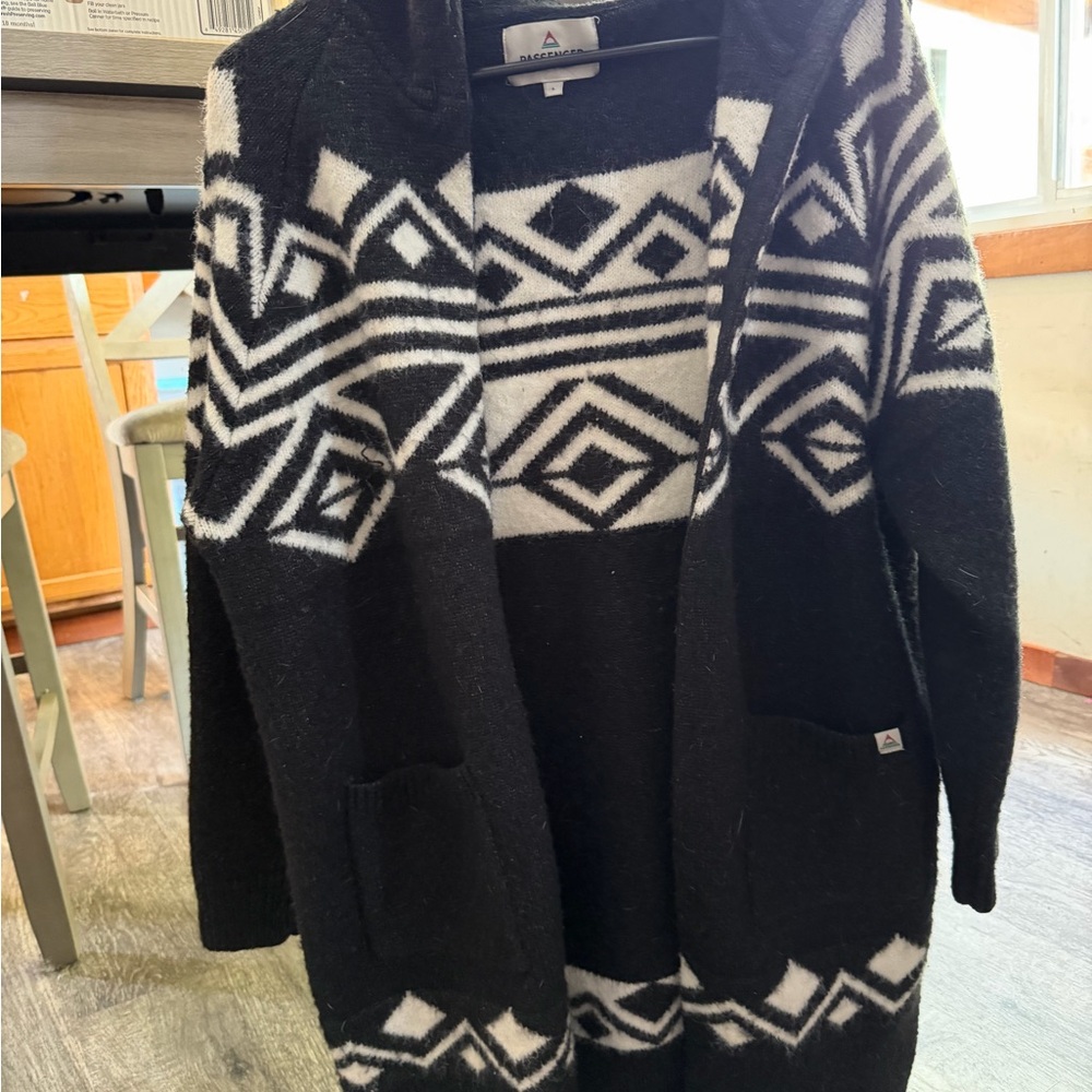 Dakota Sherpa-Lined Black & White Geometric Open-Front Cardigan